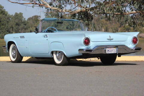 1957 Ford Thunderbird