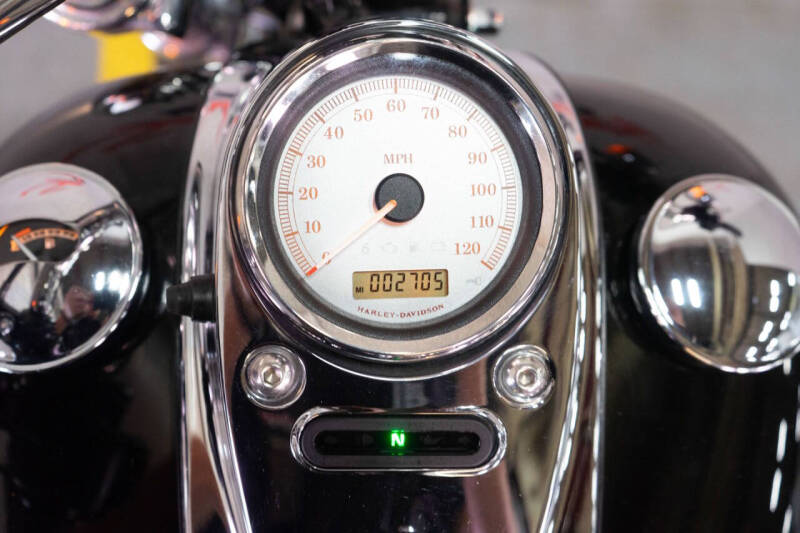 2010 Harley-Davidson Wide Glide
