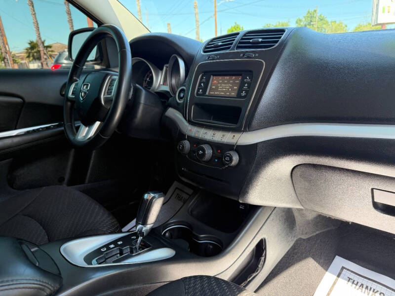 2017 Dodge Journey Crossroad