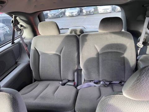 2004 Dodge Grand Caravan SXT