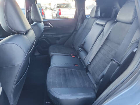 2024 Mitsubishi Outlander