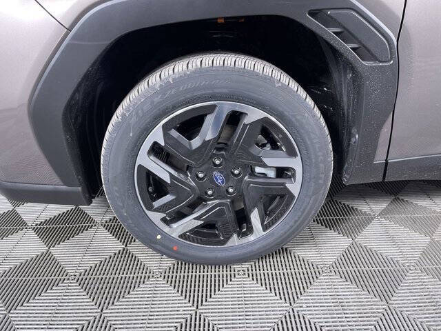 2025 Subaru Forester Limited Hybrid