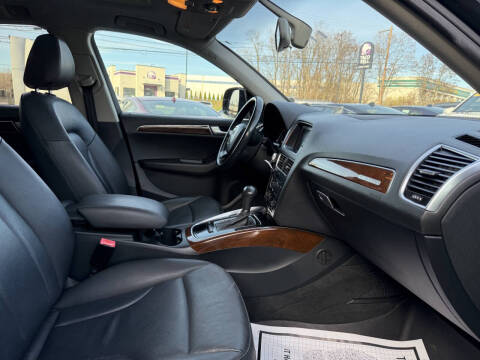 2012 Audi Q5 2.0T quattro Premium