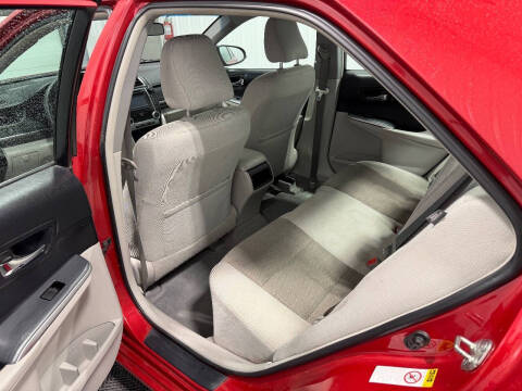 2014 Toyota Camry Hybrid LE