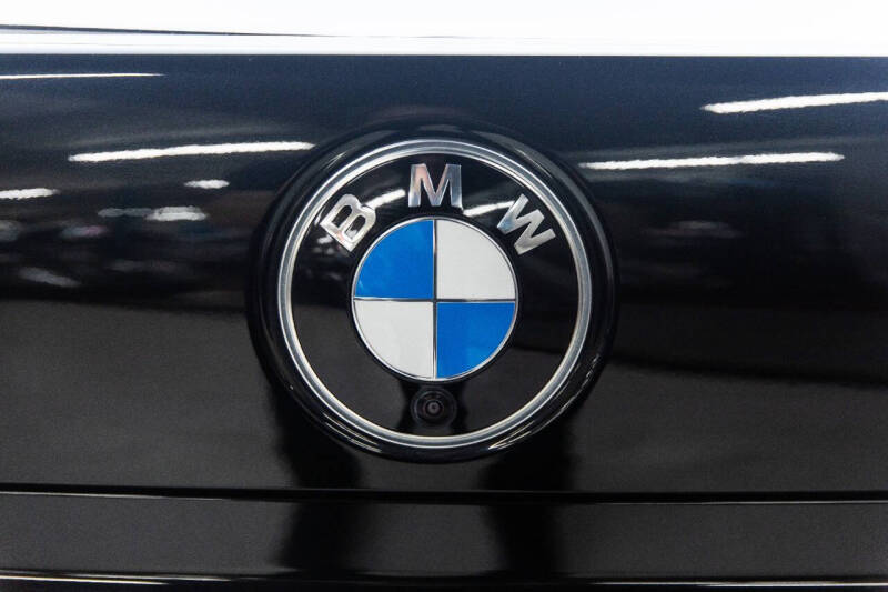 2023 BMW 7 Series 740i