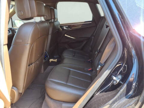 2017 Porsche Macan S