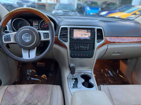 2011 Jeep Grand Cherokee Overland