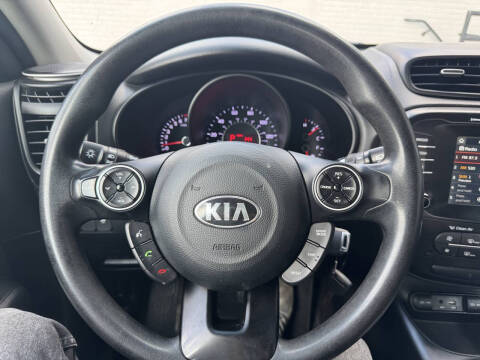 2019 Kia Soul +