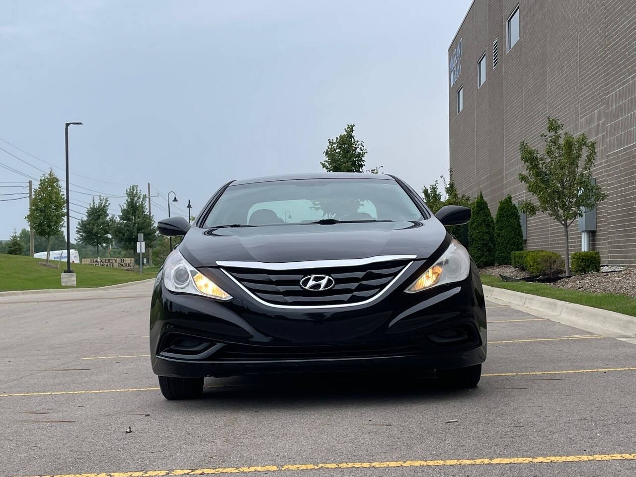 2013 Hyundai SONATA for sale at Phoenix Motor Co in Romulus, MI