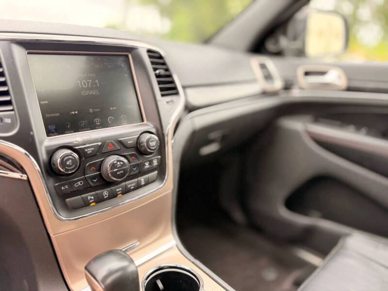 2016 Jeep Grand Cherokee Limited 75th Anniversary