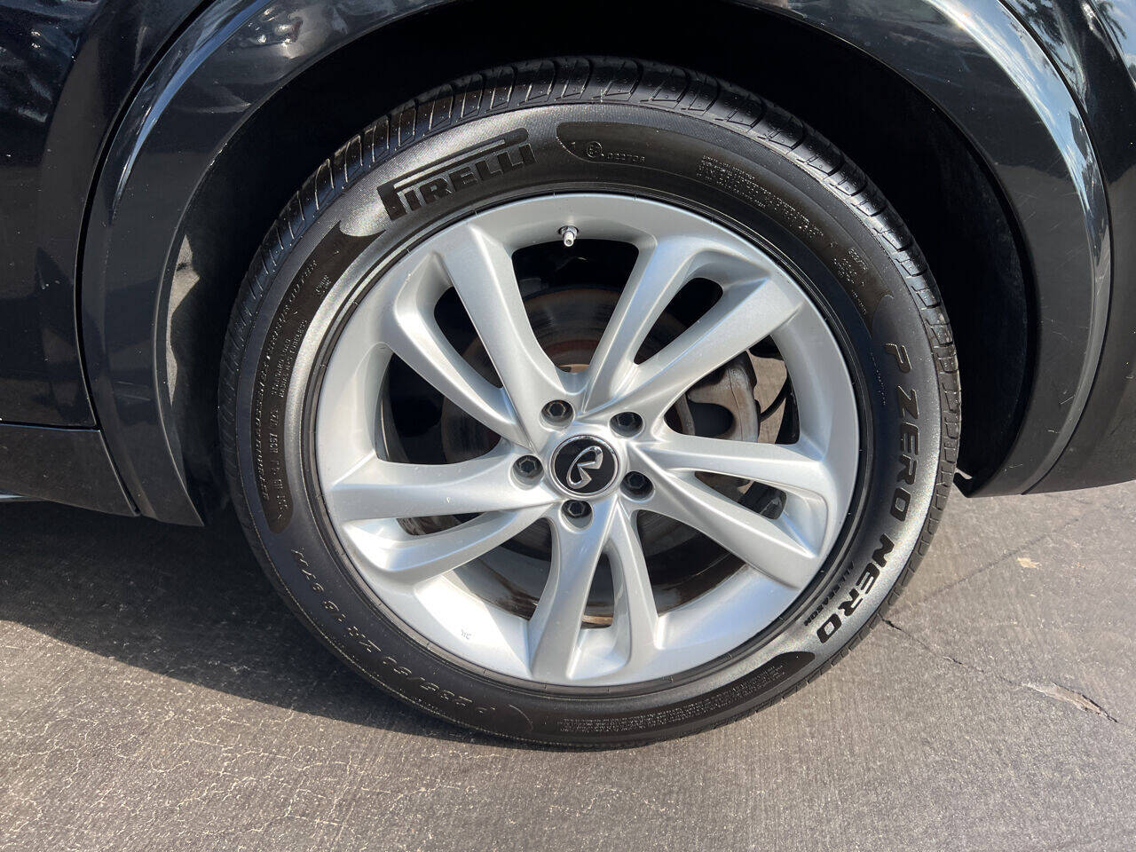 2018 Infiniti QX30  - $16,900