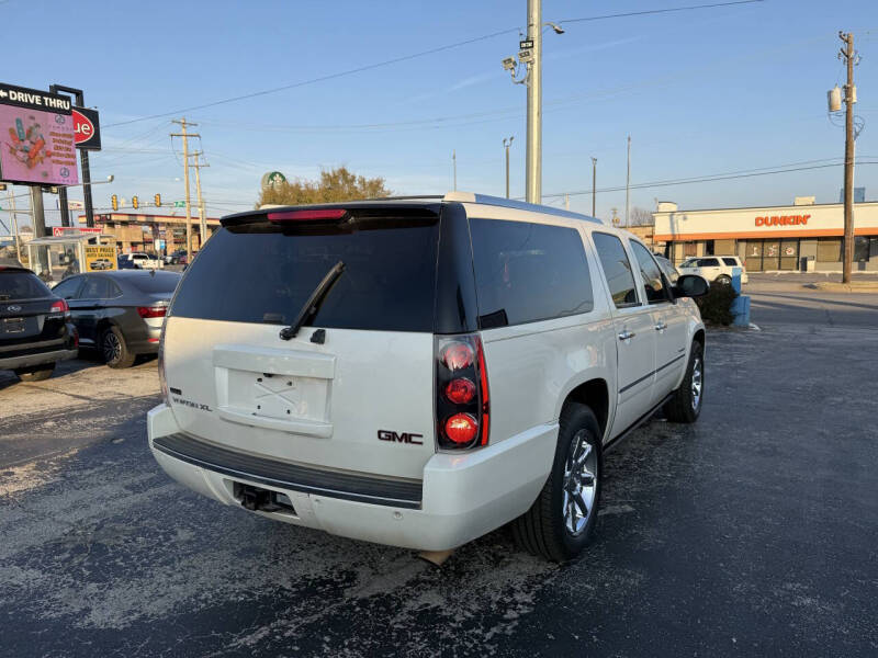 2011 GMC Yukon XL Denali