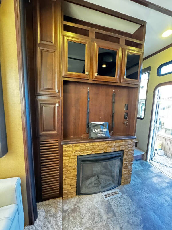 2014 Keystone RV Voltage