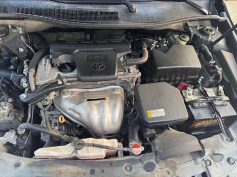 2016 Toyota Camry LE