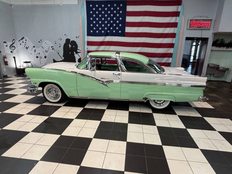 1956 Ford Crown Victoria