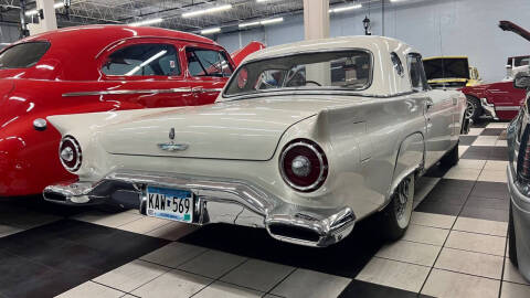 1957 Ford Thunderbird