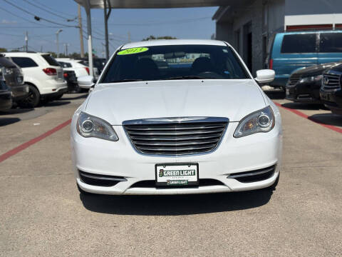 2013 Chrysler 200 LX
