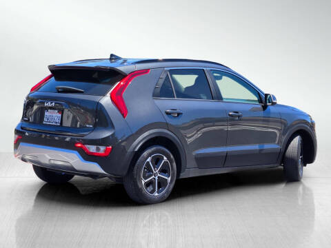 2025 Kia Niro EX