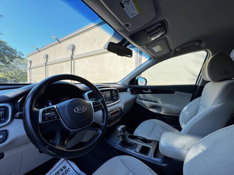 2019 Kia Sorento LX