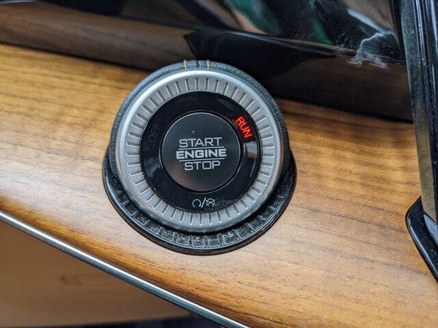 2024 Jeep Grand Wagoneer Series III