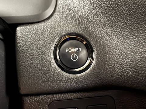 2025 Toyota Sequoia SR5