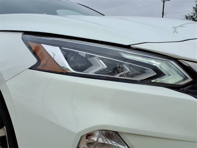 2022 Nissan Altima 2.5 SR