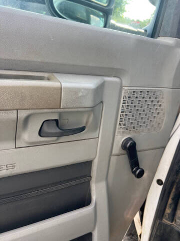 2013 Ford E-Series E-150