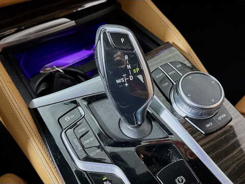 2022 BMW 5 Series M550i xDrive