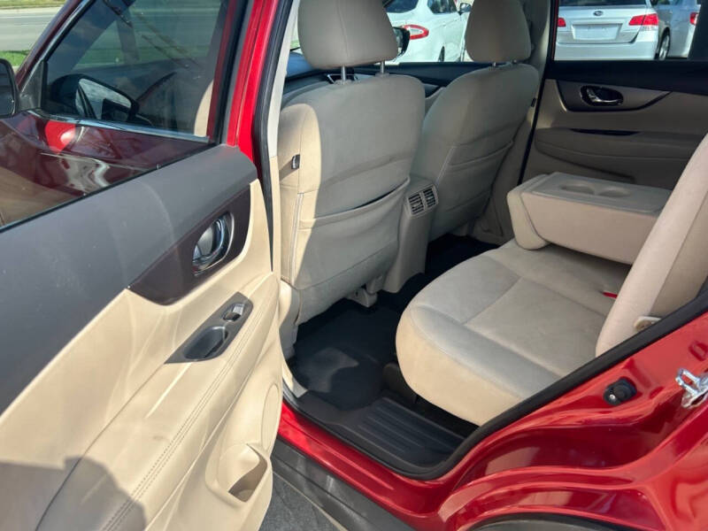 2016 Nissan Rogue SV