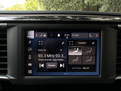 2020 Chrysler Pacifica Limited Red S