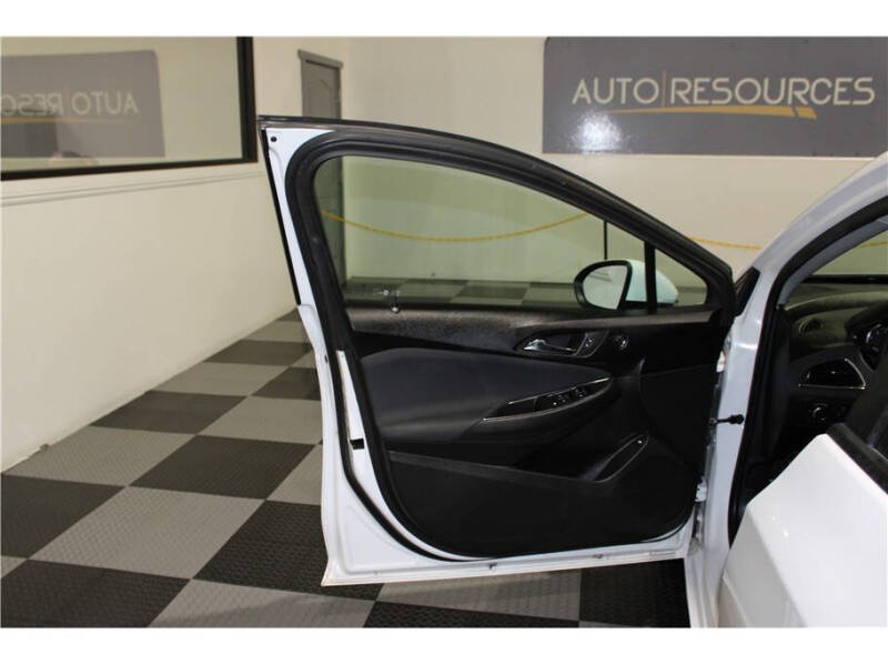 2019 Chevrolet Cruze LS