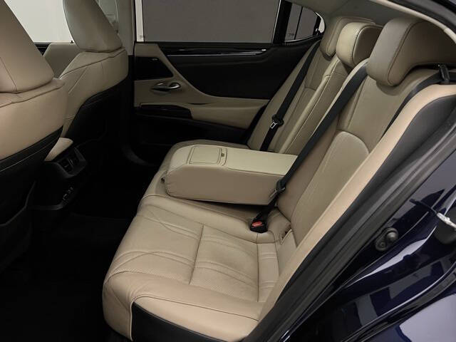 2021 Lexus ES 350 Ultra Luxury