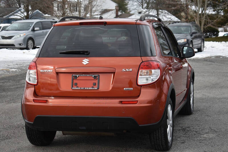 2010 Suzuki SX4 Crossover