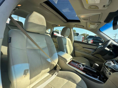 2013 Infiniti M37