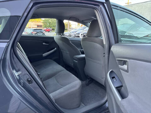 2011 Toyota Prius Two