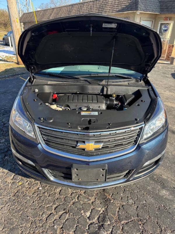 2017 Chevrolet Traverse LS