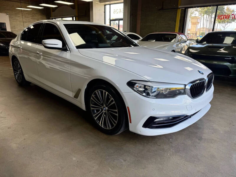 2018 BMW 5 Series 530i