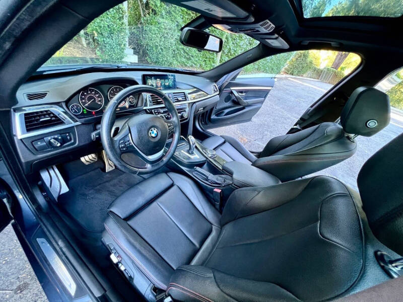 2017 BMW 3 Series 330i xDrive Gran Turismo