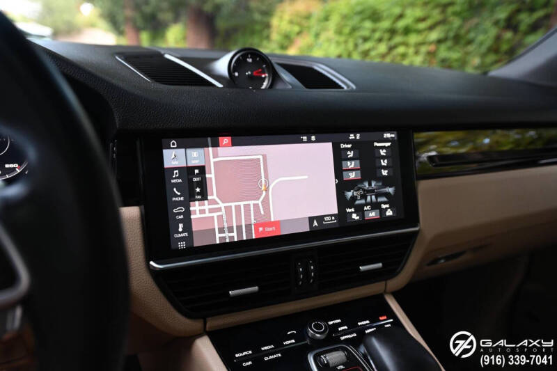 2019 Porsche Cayenne S