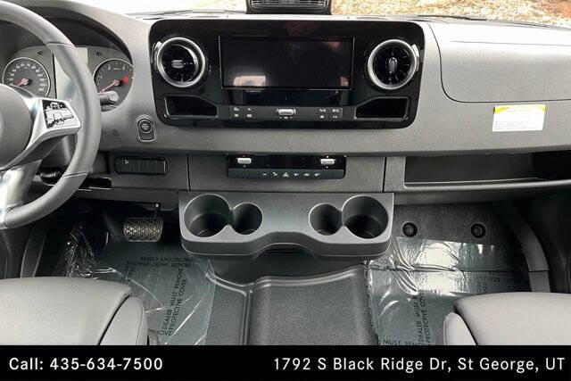 2025 Mercedes-Benz Sprinter