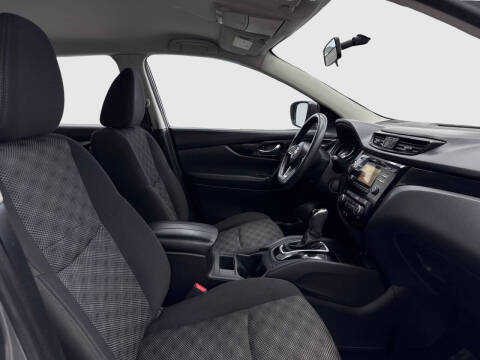 2017 Nissan Rogue Sport SV