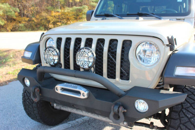 2020 Jeep Gladiator Sport