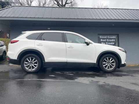 2017 Mazda CX-9 for sale at Auto Credit Connection LLC in Uniontown PA