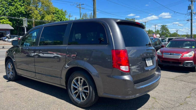 2014 Dodge Grand Caravan SE 30th Anniversary