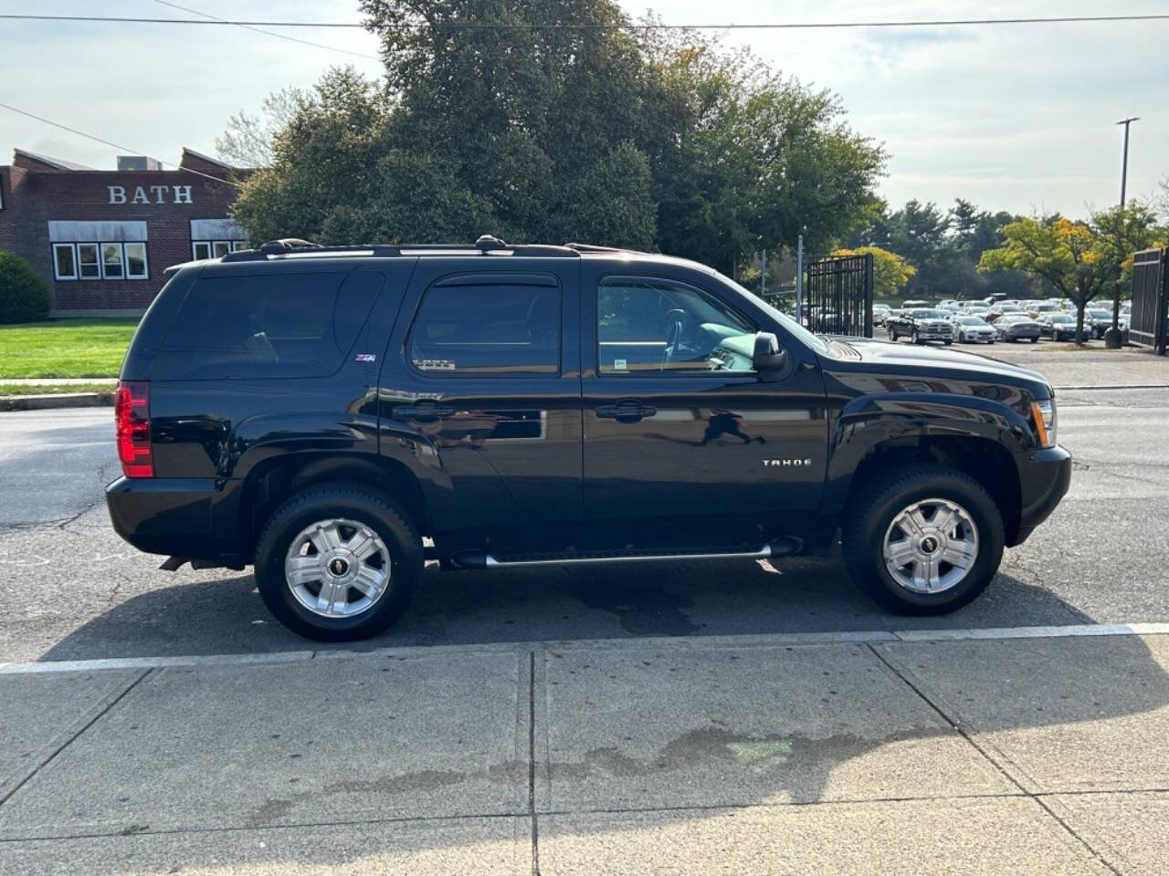 2011 Chevrolet Tahoe for sale at Metro Mike Trading & Cycles in Menands, NY