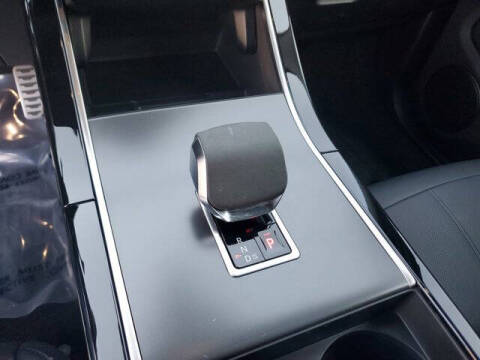 2024 Land Rover Range Rover Evoque P250 Dynamic SE