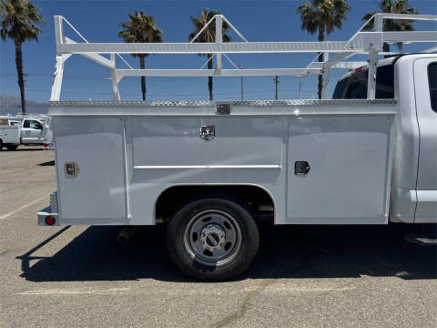 2025 Ford F-350 Super Duty XL