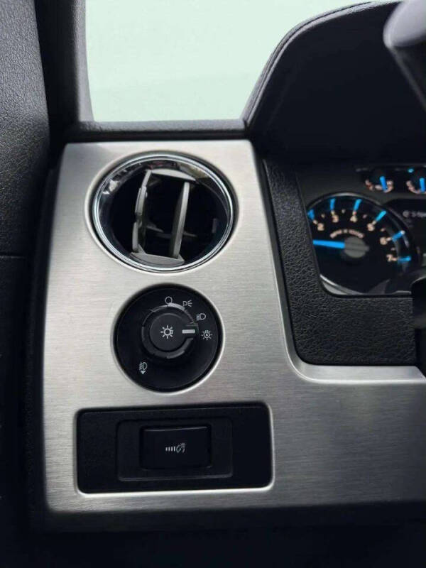 2014 Ford F-150 Platinum