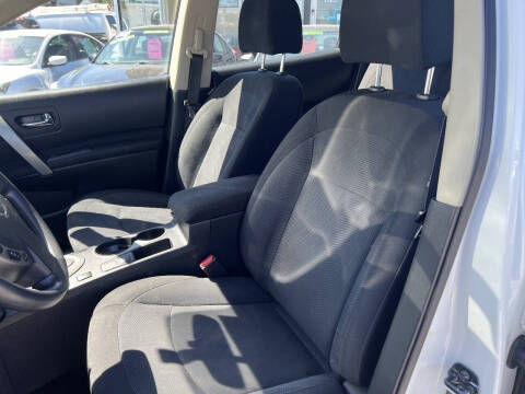 2015 Nissan Rogue Select S