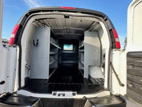 2018 Chevrolet Express 2500
